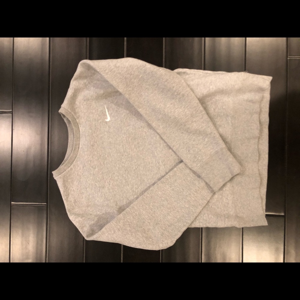 nike crewneck